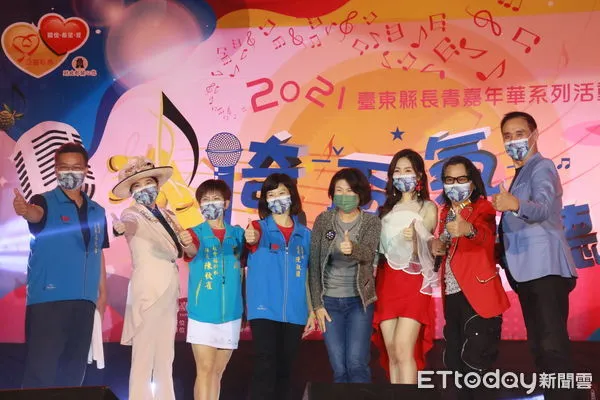 ▲縣府舉辦老歌演唱會。(圖/記者楊漢聲翻攝)