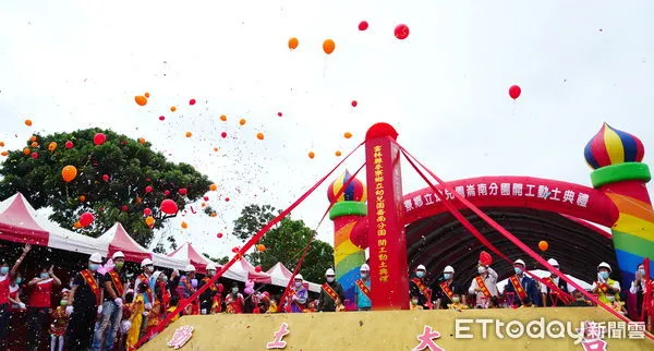 ▲麥寮鄉公所考量鄉內公私立幼兒園收托數量不足,規劃增設麥寮鄉第二所幼兒園-崙南分園,今日於工程預定地舉辦「雲林縣麥寮鄉立幼兒園崙南分園開工動土典禮」。(圖/記者蔡佩旻翻攝)