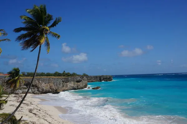 ▲▼ 加勒比海島國巴貝多(Barbados)的底灣(Bottom Bay)。(圖/達志影像/美聯社)