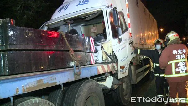 ▲▼男子打完莫德納二劑後,開著大貨車在國道發生追撞事故。(圖/記者游宗樺翻攝)
