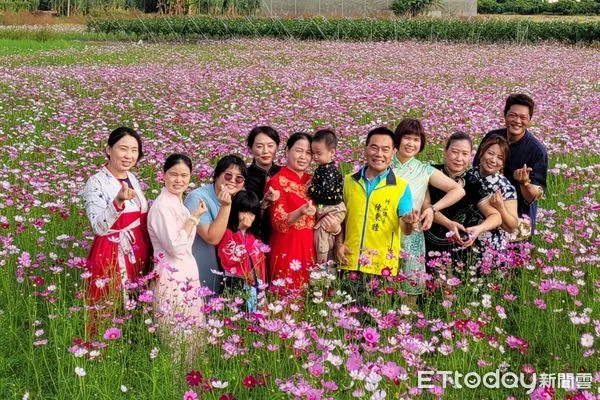 ▲竹山鎮柯仔坑稻田景觀花海季起跑。(圖/竹山鎮公所提供)