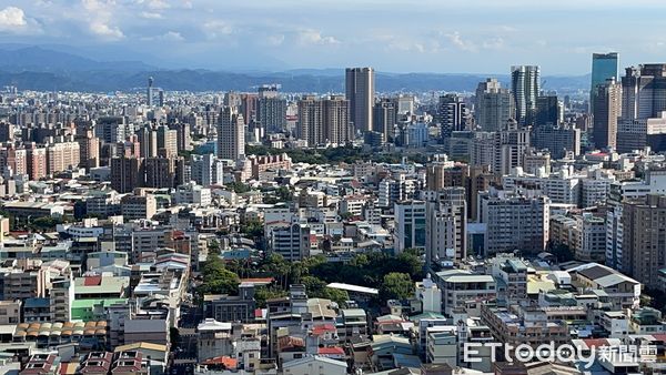 ▲▼台中房市鳥瞰。（圖／記者陳筱惠攝）