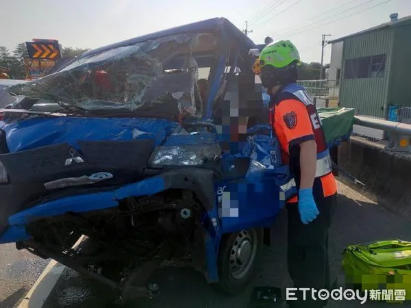 ▲▼86快速道路車禍。(圖/記者林悅翻攝)