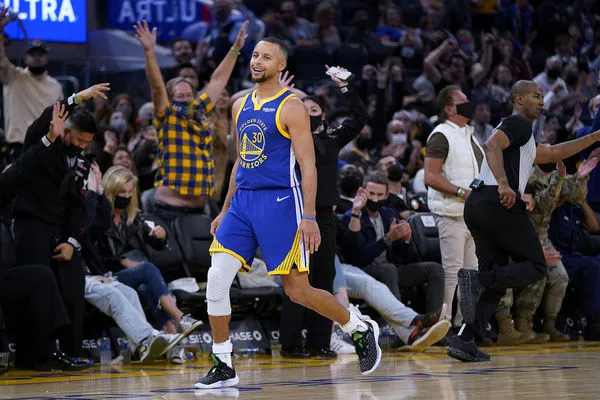 ▲▼勇士柯瑞、格林、威金斯。(圖/CFP)