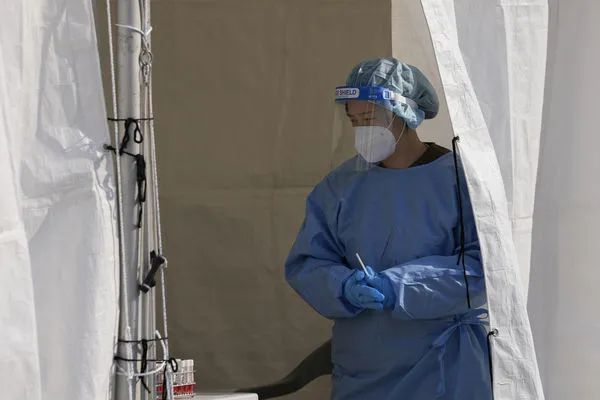 ▲▼南韓重症患者人數連續4度攀上疫情以來新高。(圖/達志影像/美聯社)