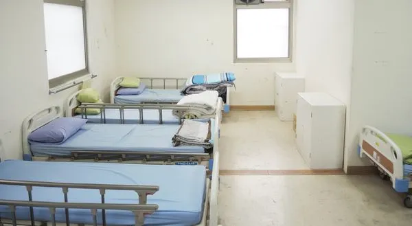 ▲太平洋電纜公司前董事長孫道17日病逝,外傳服刑期間月花2.4萬元請舍友供其差遣,且幾乎天天與律師會見,北監澄清養3僕無從查證,律見次數確實較多。(圖/北監提供)