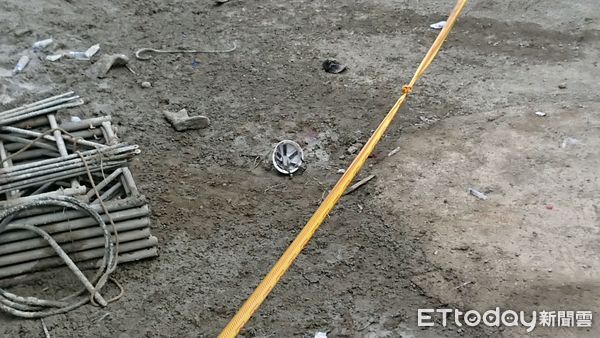 ▲▼捷運三鶯線「爆模」工安事件。(圖/記者張榮恩攝)