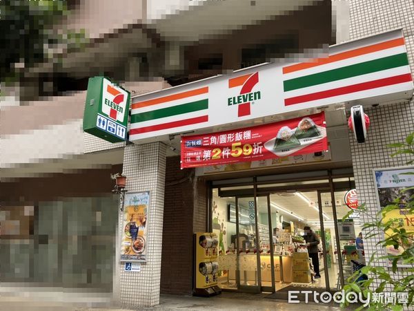 ▲蔡姓超商店員遭蔣嫌刺死,《東森新媒體ETtoday》今(22日)實際走訪該超商。(圖/記者陳以昇攝)