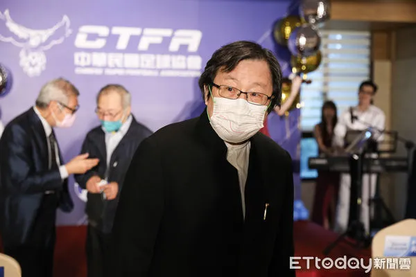 ▲中華足協入厝酒會,理事長邱義仁。(圖/記者林敬旻攝)