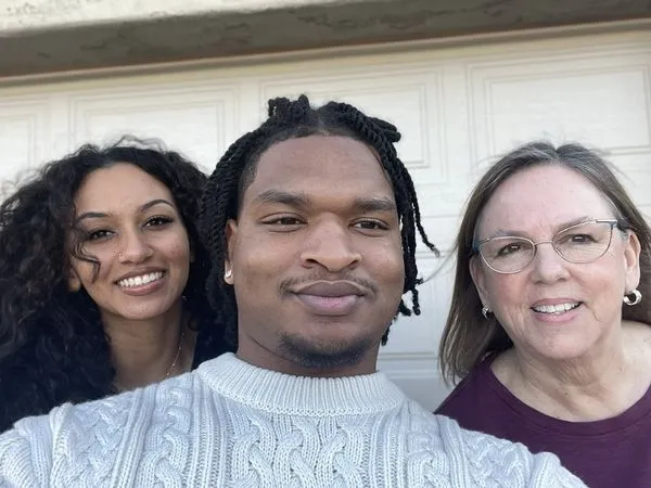 ▲▼感恩節佳話。(圖/翻攝自Twitter/Jamal Hinton)