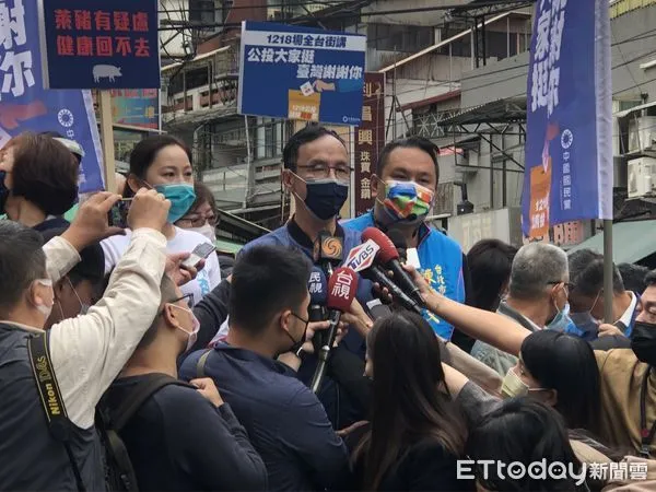 ▲▼ 朱立倫「1218場 公投全台街講」。(圖/記者黃國霖攝)
