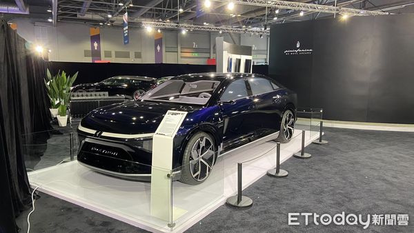 ▲鴻海旗下鴻華先進Model E電動車，<a href='https://technews.tw/'>登上香港國際汽車博覽會。（圖／鴻海提供）
