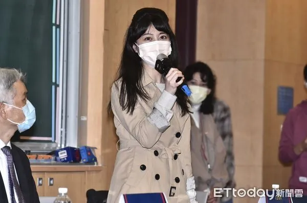 ▲▼高嘉瑜出席轉大人公投節活動。(圖/記者李毓康攝)