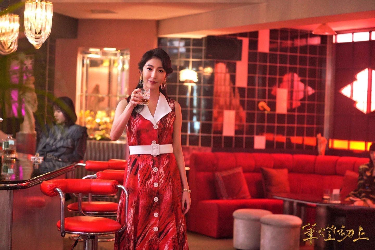 ▲《華燈初上》成為12月首週Netflix台排行榜第一,楊謹華飾演蘇媽媽。(圖/翻攝華燈初上臉書)