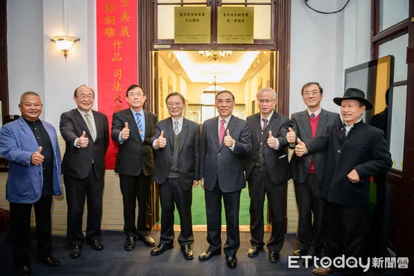 ▲臺灣高等檢察署近日完成第一辦公室簡報室整修,創設文化藝廊,展出更生人作品 。(圖/臺灣高等檢察署提供)