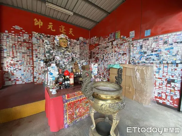 ▲▼八大行業小姐最愛的財神爺。(圖/記者陳宏瑞攝)