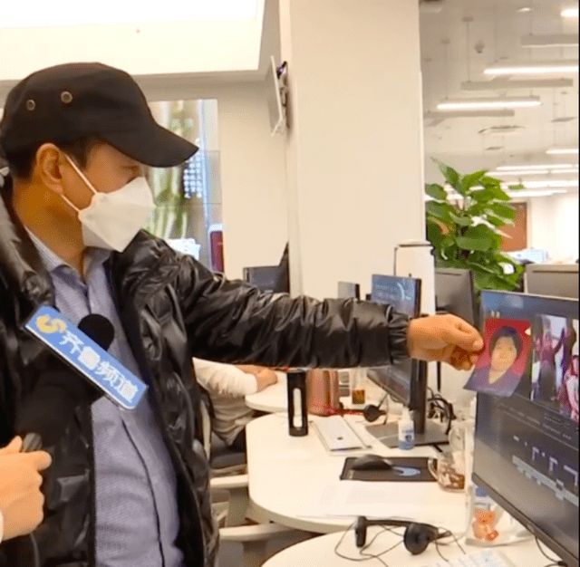 ▲▼山東男子看電視認出失散13年的聾啞母親。(圖/翻攝自九派新聞)