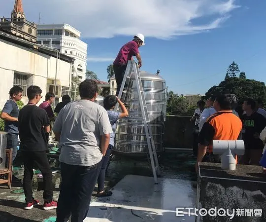 ▲農曆春節將至,家家戶戶近期將展開居家環境清潔工作,台水六區處特別提醒,為避免因大量集中同一時段用水,導致水量或水壓不足造成不便,請民眾錯開尖峰時段,提前進行春節大掃除。(圖/記者林悅翻攝,下同)