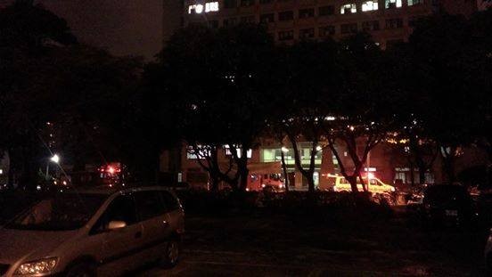 中興大學傳出墜樓意外，救護車到場搶救。（圖／民眾提供）