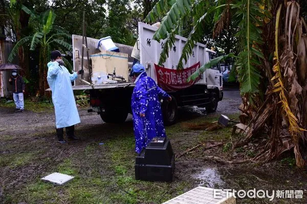 ▲▼花蓮市年前大宗廢棄物已展開收運工作。(圖/花蓮市公所提供,下同)