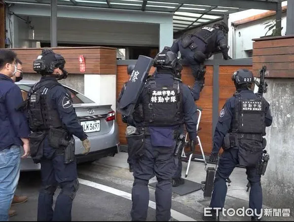 ▲▼高雄市警察局秉持「没有最好、只有更好」的信念,維護治安讓市民過好年。(圖/記者吳世龍翻攝)