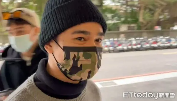 ▲胡睿兒赴北檢。(圖/記者劉昌松攝)