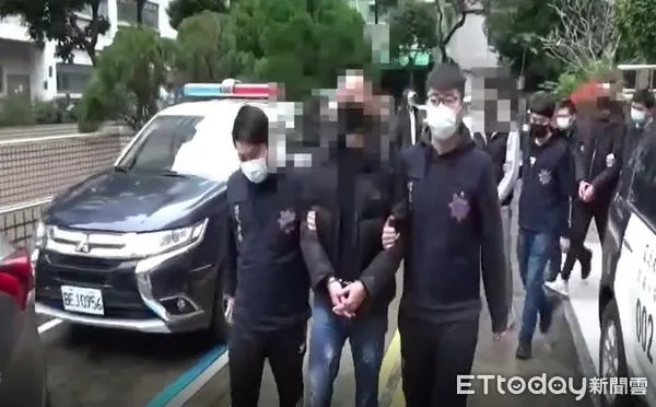 ▲▼竹聯幫東堂成員借被害人80萬,一周竟要對方還款百萬,還將人囚禁凌虐。(圖/記者邱中岳翻攝)