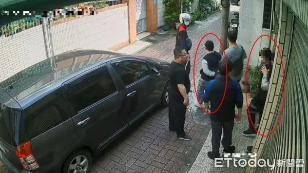 ▲台南市警一分局緝獲2名詐騙車手,起獲贓款10萬多元,大追查幕後詐騙集團中。(圖/記者林悅翻攝,下同)