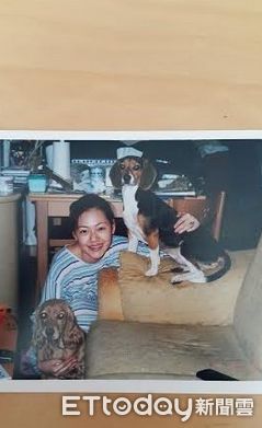 ▲小S提供珍藏的愛犬「五妹娘」的照片。（圖／犬象）