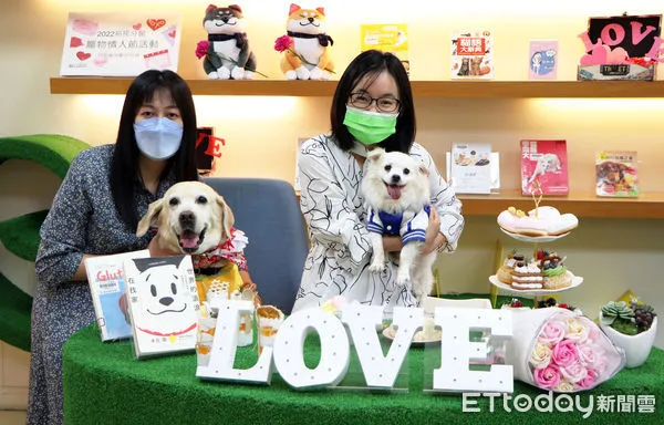 ▲和萌寵書香約會 新北市圖另類白色情人節超療癒。(圖/新北市立圖書館提供)