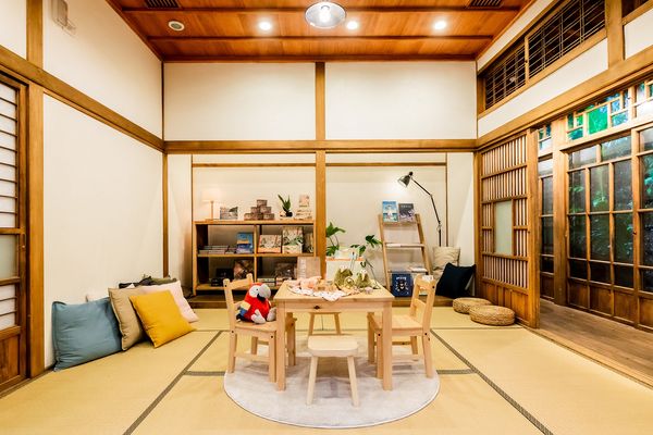 ▲▼誠品書店在基隆日式老宅打造「時光繪本書屋」,集結千本童書、桌遊、活動、市集,打造閱讀遊戲空間。(圖/誠品提供)