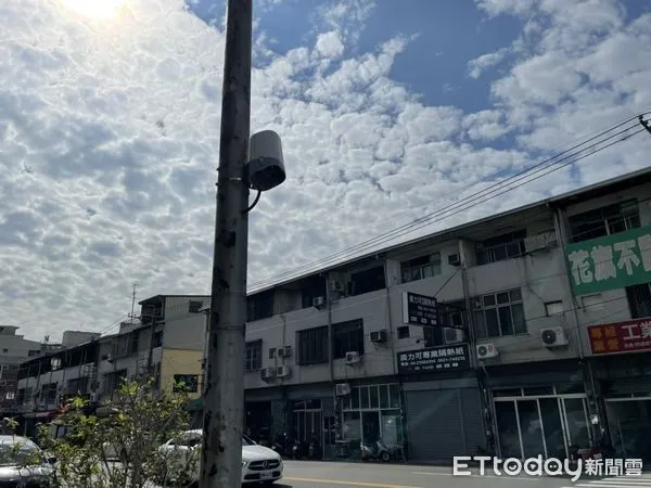 ▲台中「空品感測器物聯網」獲世界智慧50大奬。(圖/環保局提供)