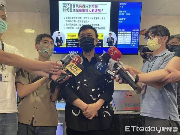 ▲▼民進黨立委余天受訪。(圖/記者呂晏慈攝)