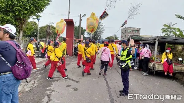 ▲▼ 西螺社口媽進香遶境祈福,朴警實施彈性交通管制措施 。(圖/朴子分局提供)