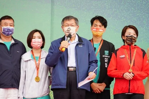 ▲▼台北市長柯文哲、台北市副市長黃珊珊、民眾黨台北市議員參選人黃瀞瑩、陳宥丞。(圖/台北市政府提供)