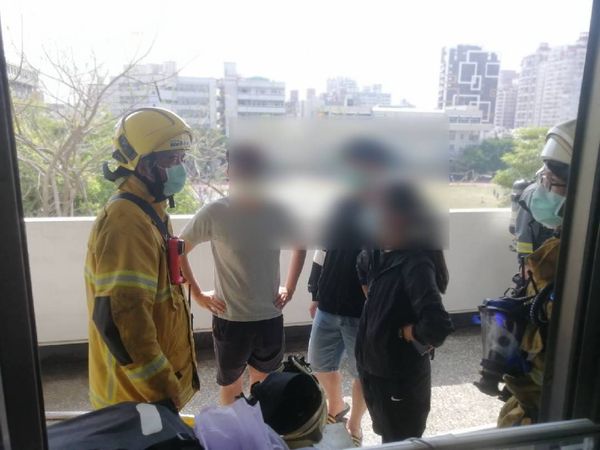 ▲▼高科大建工校區火災。(圖/記者賴文萱翻攝)