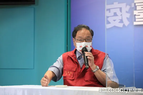 ▲台中暴增183,市府統計「首日上午103人申請居家安心照護」。(圖/記者游瓊華攝)