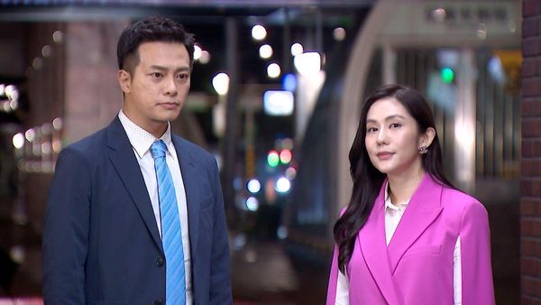 王宇婕和林則希在《一家團圓》裡飾演破壞人家感情的律師。（翻攝臉書）