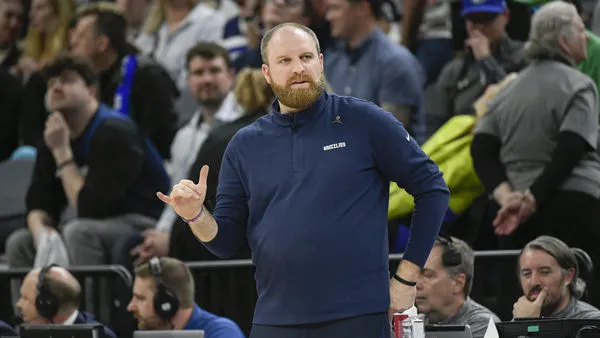 ▲▼灰熊主帥詹金斯(Taylor Jenkins)。(圖/達志影像/美聯社)