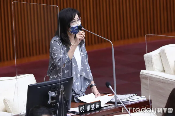 ▲▼ 0427 柯文哲赴台北市議會進行追加減預算報告-秦慧珠。(圖/記者黃克翔攝)