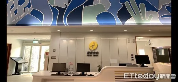▲▼重新開放的綠島遊客中心以簡潔、現代、活發方式呈現綠島海洋世界、陸域生態及歷史人文。(圖/東管處提供,下同)