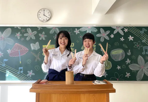 ▲▼彤溫岑二重唱推出新歌《大擺鐘》。(圖/大賞門文化提供)