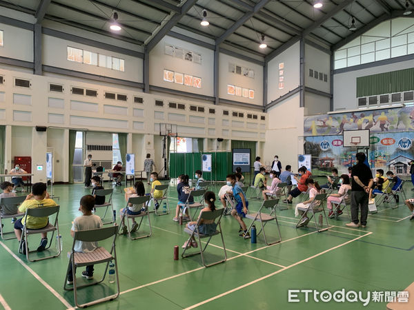 ▲雲林兒童莫德納校園施打今日正式啟動。（圖／記者蔡佩旻攝）