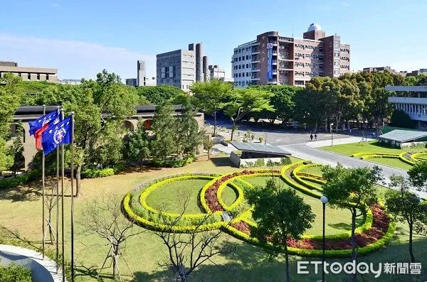 ▲中原大學宣布即日起延長全校防疫演練-遠距教學至學期末。(圖/中原大學提供)