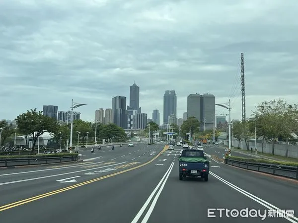 ▲▼前鎮,亞洲新灣區,台慶不動產,豪宅,國宅,房價,31期重劃區。(圖/記者陳建宇攝)