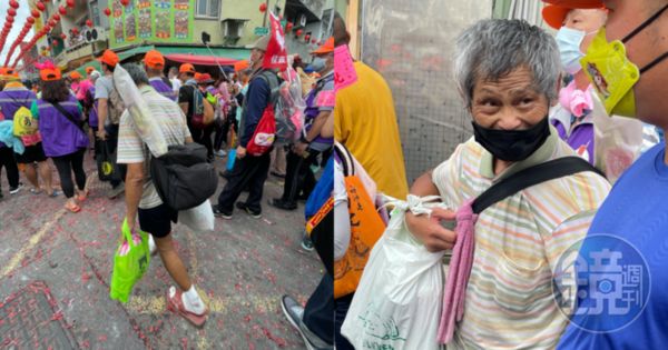 黃姓老翁跟隨白沙屯媽祖北港進香已有7年，信眾擔心誤踩黃姓老翁雙腳，刻意讓出一段空間保持距離。