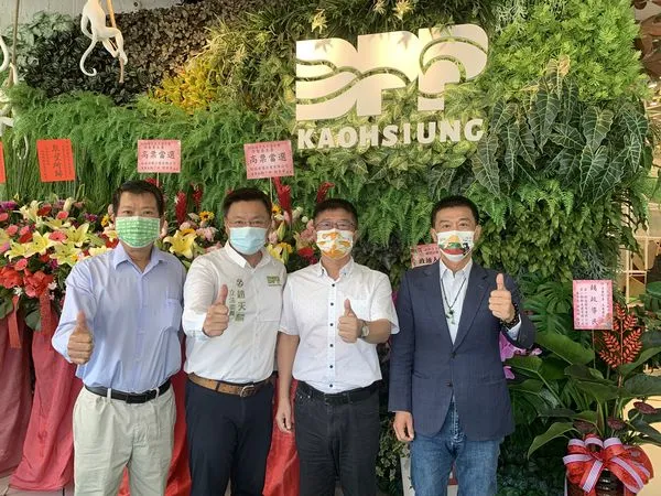 ▲▼許智善正式掌高市民進黨部主委,全力輔選陳其邁打贏年底選戰。(圖/高市民進黨黨部提供)