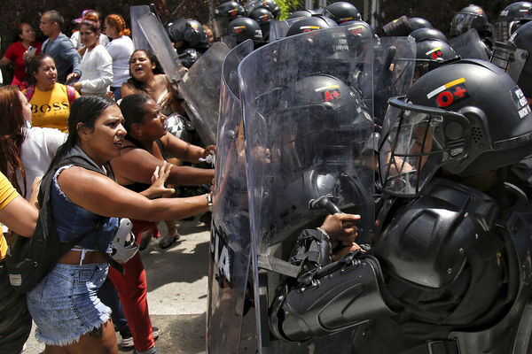 ▲▼ 哥倫比亞城市圖爾瓦（Tuluá）28日一所監獄發生暴動。（圖／達志影像／美聯社）