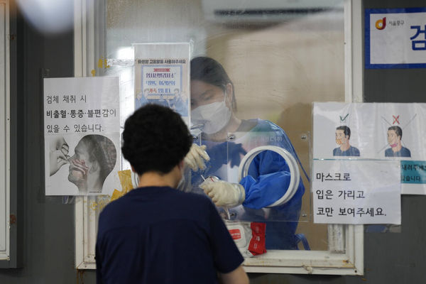▲▼南韓新冠疫情近一周有升溫趨勢。（圖／達志影像／美聯社）