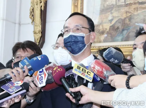 ▲▼朱立倫弔唁前日本首相安倍晉三。(圖/記者屠惠剛攝)